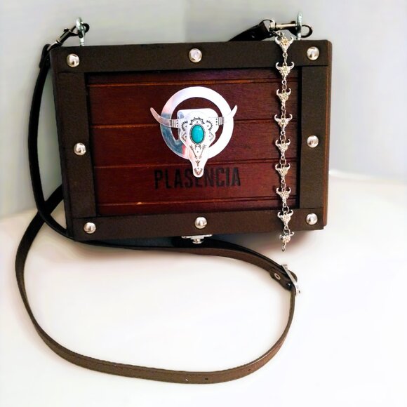 Suenos de Saundra Upcycled PLASENCIA, Crossbody/Shoulder Strap Cigar Box, Purse - Picture 12 of 13